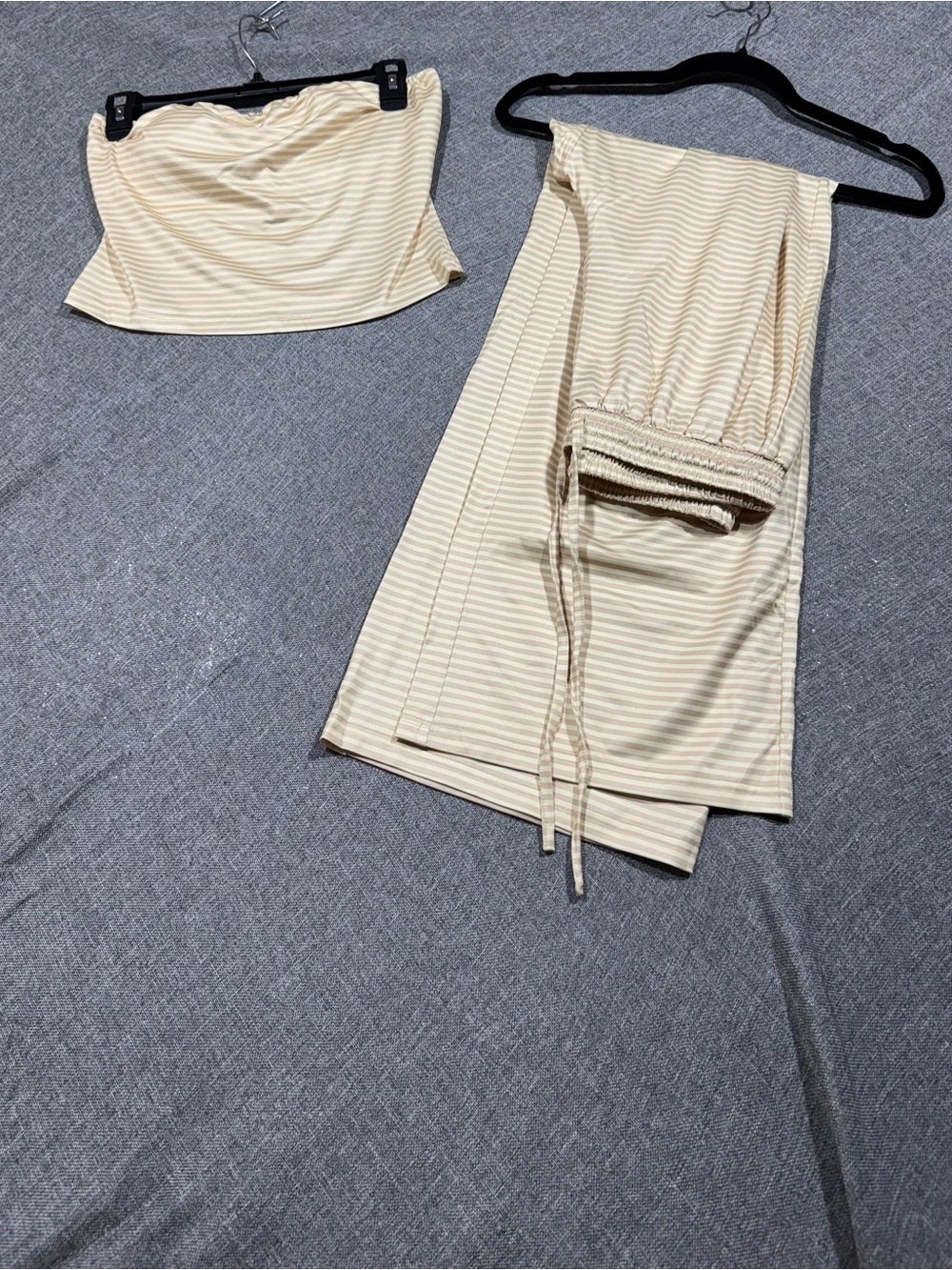 SHEIN Cream Striped Tube Top & Drawstring Track Pants